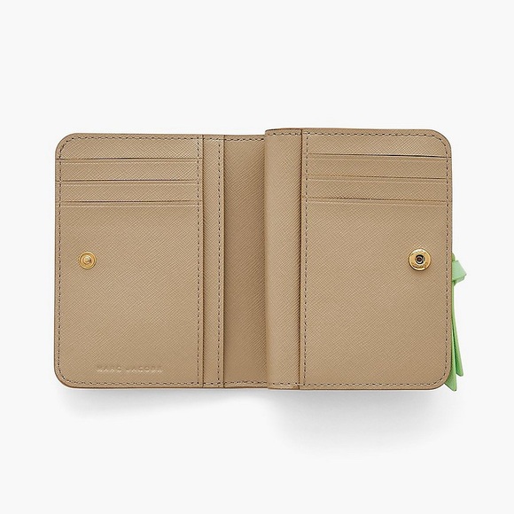 Marc Jacobs THE UTILITY SNAPSHOT MINI COMPACT WALLET / Peppermint Multi ($150) - Picture 2 of 6